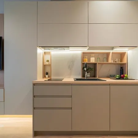 Le 3* 布加勒斯特