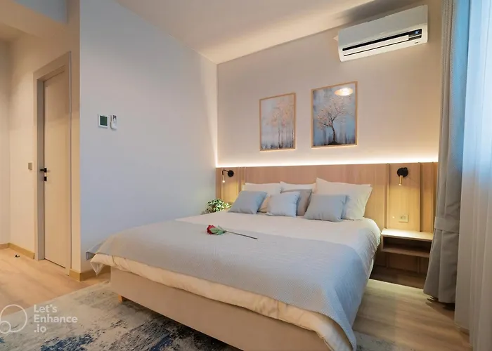Le 3* Bucharest